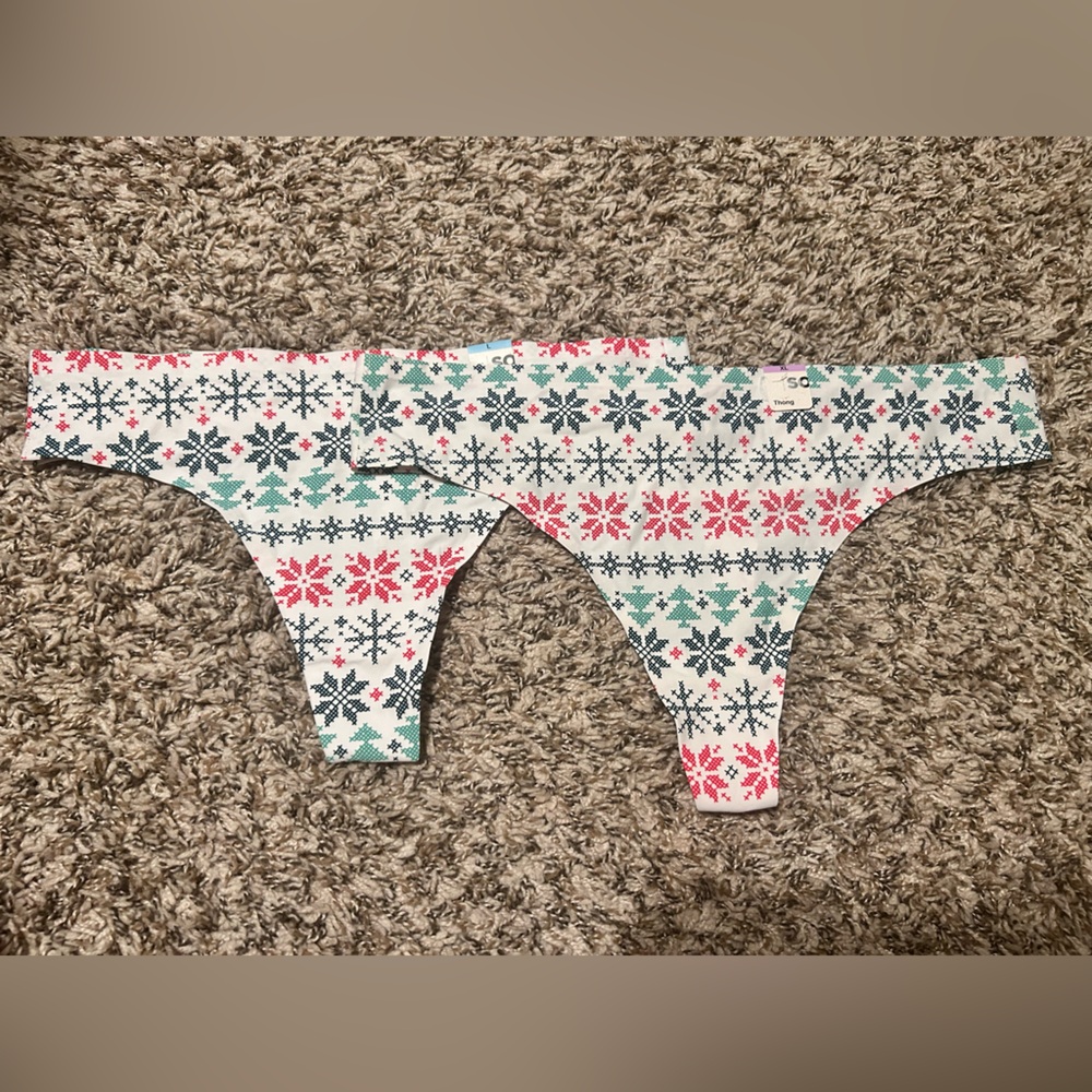 2 New Christmas thong